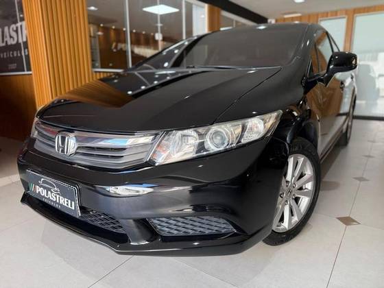 HONDA CIVIC 1.8 LXS 16V FLEX 4P AUTOMÁTICO HONDA CIVIC 1.8 LXS 16V FLEX 4P AUTOMÁTICO